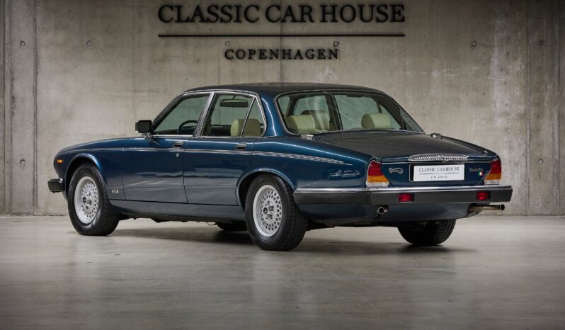 Daimler Double Six Double Six full