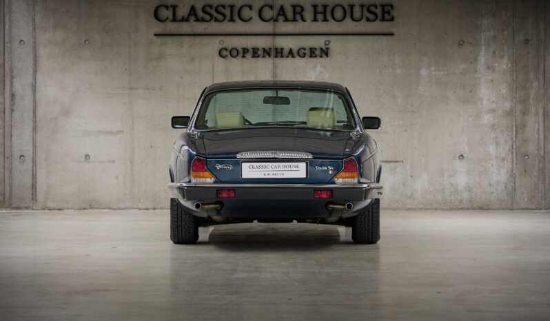 Daimler Double Six Double Six full