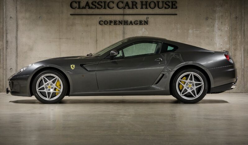Ferrari 599 GTB Fiorano F1 full