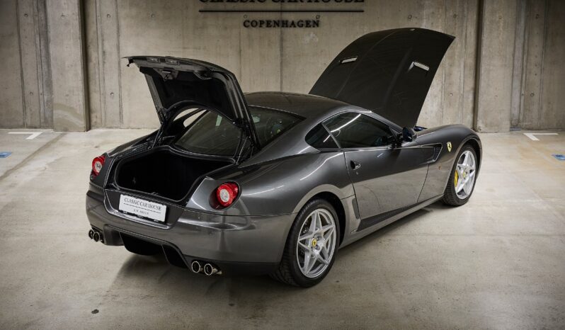 Ferrari 599 GTB Fiorano F1 full