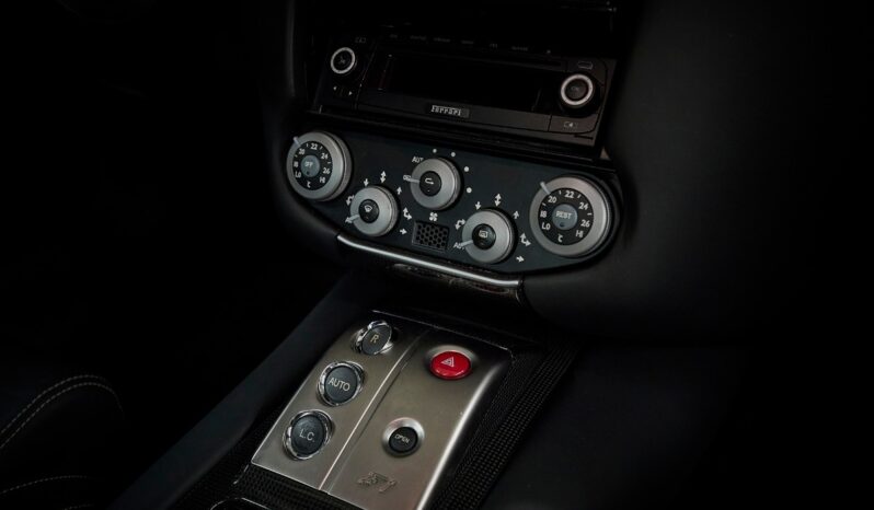 Ferrari 599 GTB Fiorano F1 full