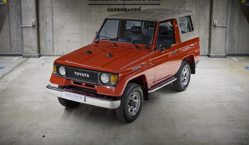 Toyota Landcruiser J70‑serie Convertilble full