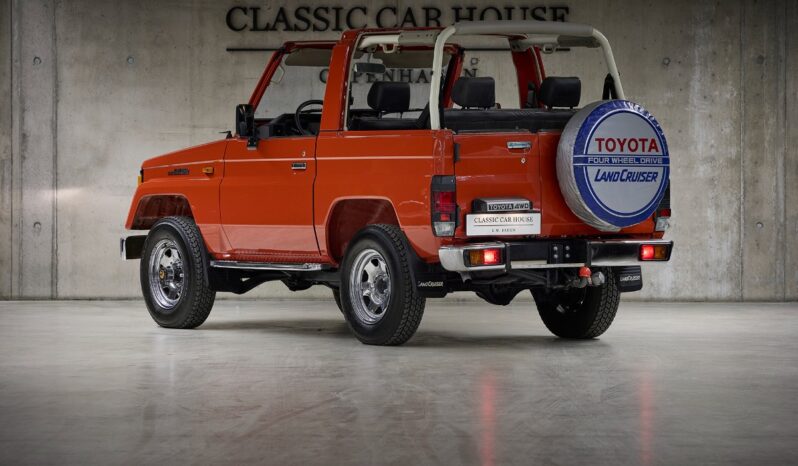 Toyota Landcruiser J70‑serie Convertilble full