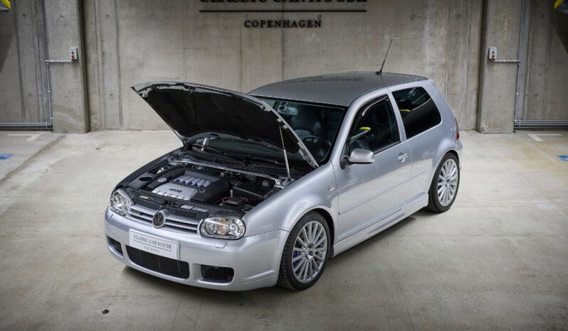 VW Golf R32 full