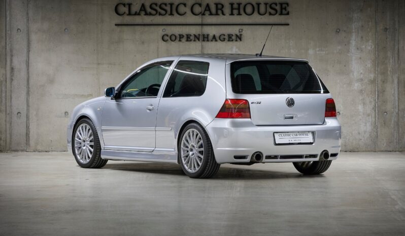 VW Golf R32 full