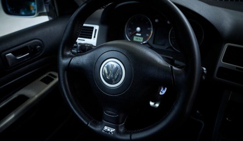 VW Golf R32 full