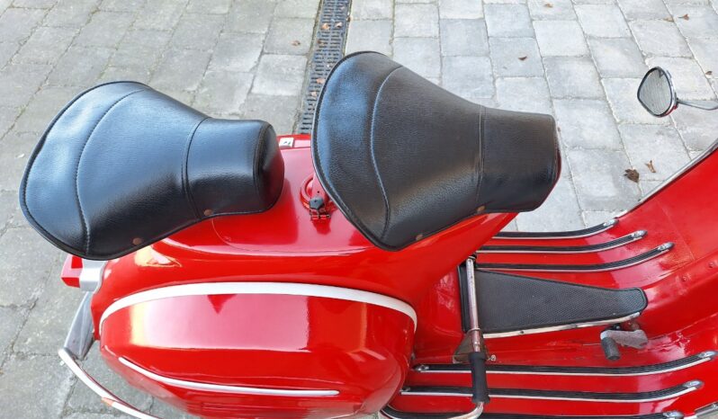 Vespa Sprint 150 full