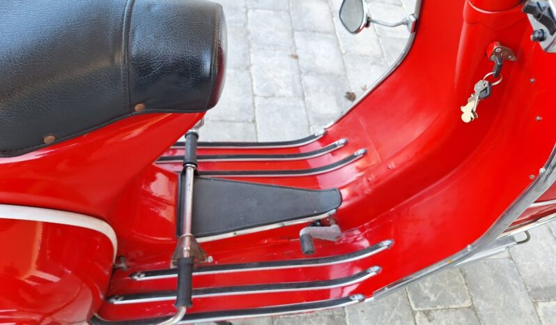 Vespa Sprint 150 full