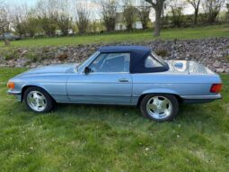 Mercedes-Benz SL-Klasse (R107) 560 V8 full