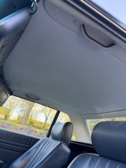 Mercedes-Benz SL-Klasse (R107) 560 V8 full