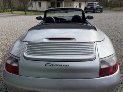 Porsche 911 Carrera 3,4 Cabriolet full