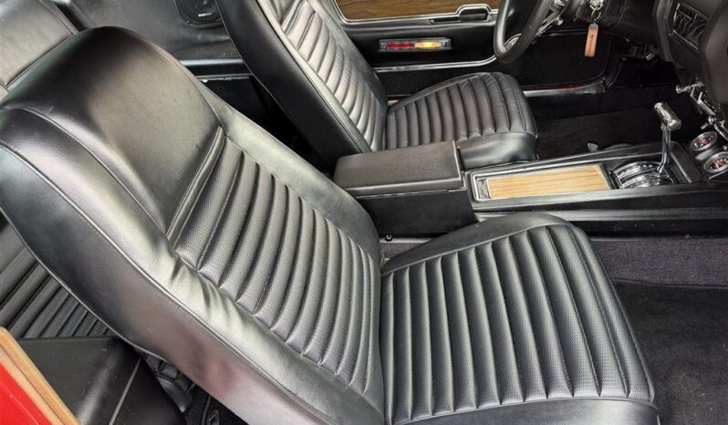 Ford Mustang Mach 1 full