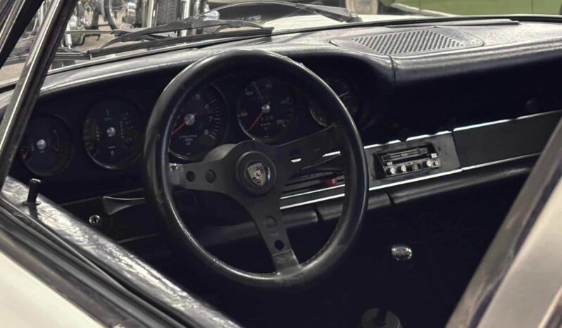 Porsche 911 Targa full