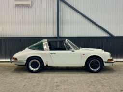 Porsche 911 Targa full