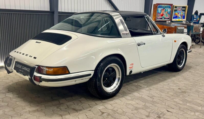 Porsche 911 Targa full