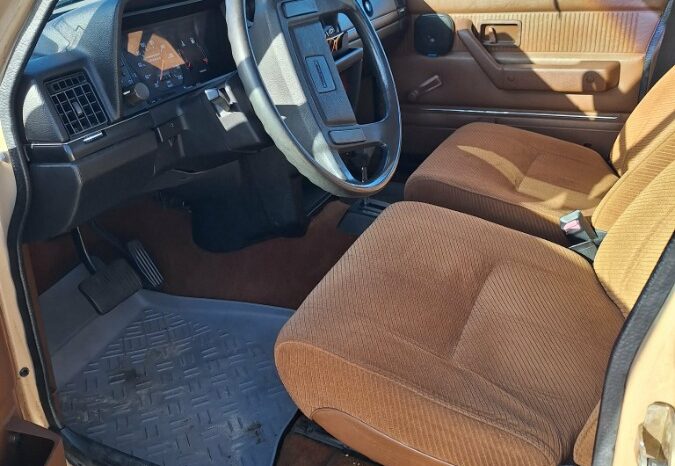 Volvo 200-Serie 240 GL full