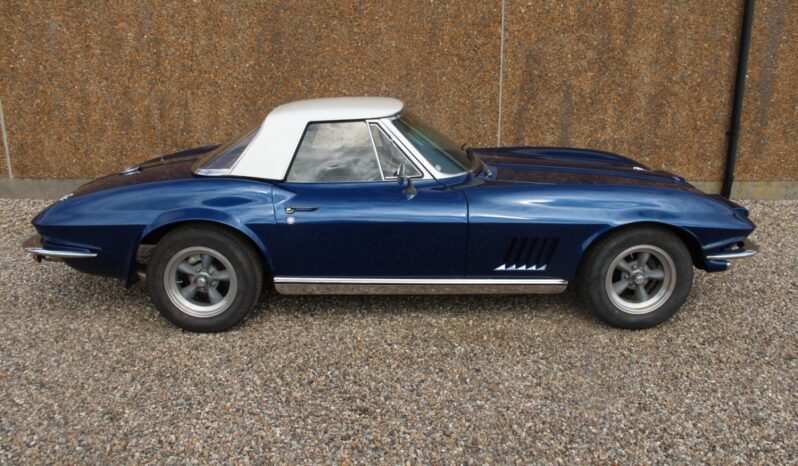Chevrolet Corvette C2 full