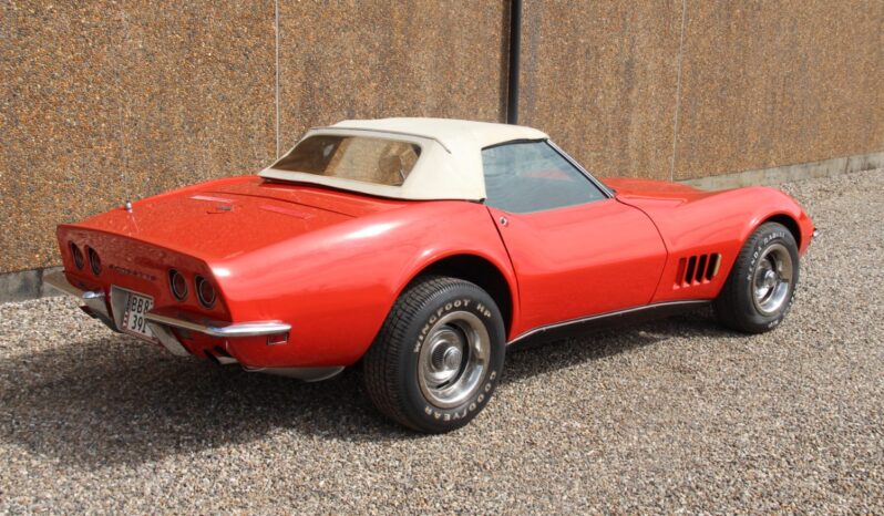 Chevrolet Corvette Cab full