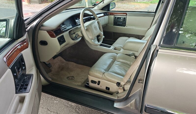 Cadillac Seville SLS full