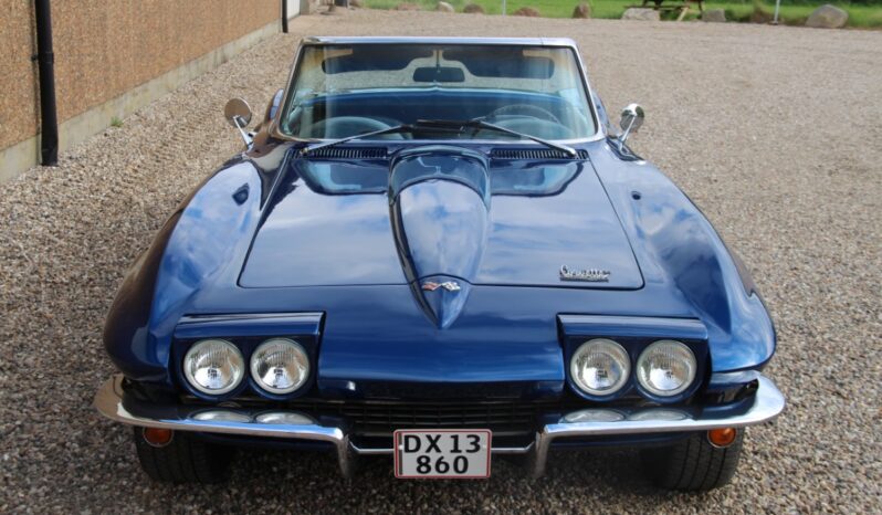 Chevrolet Corvette C2 full