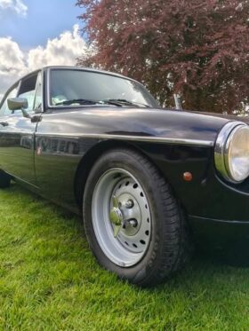 MG MGB GT V8