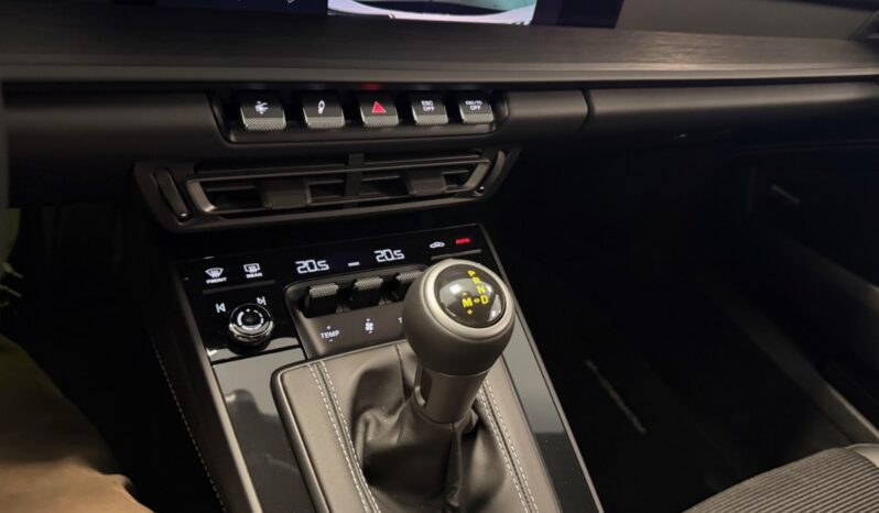 Porsche 911 992 GT3 Touring full