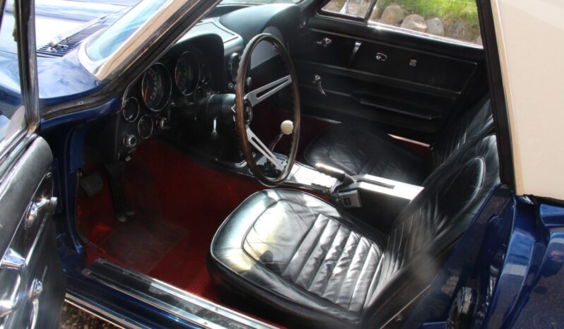 Chevrolet Corvette C2 full