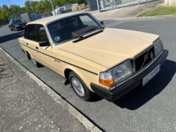 Volvo 200-Serie 240 GL Aut full