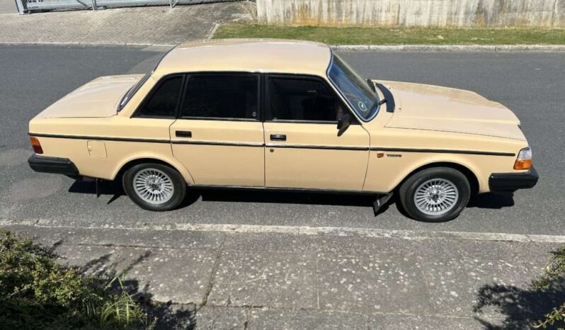 Volvo 200-Serie 240 GL Aut full