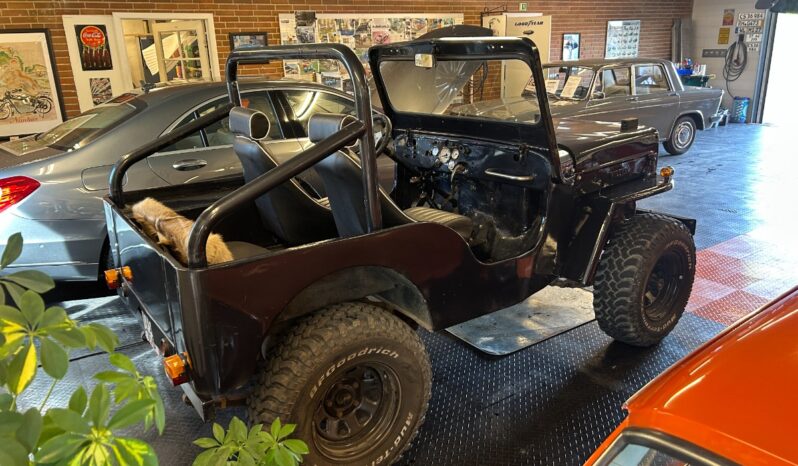 Jeep CJ-5 Willys CJ 3b full
