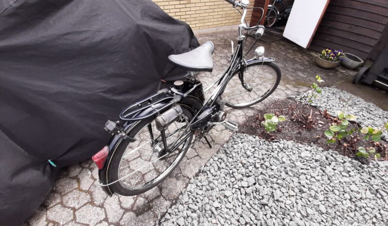 Mobylette AV 37 med rulletræk. full