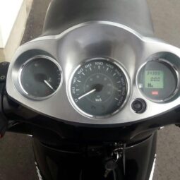 Aprilia Scarabeo 250ie full