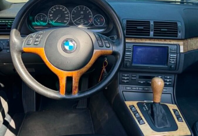 BMW 3-serie E46 330 CI full