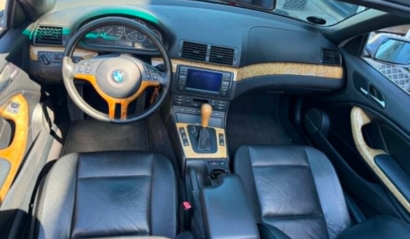 BMW 3-serie E46 330 CI full