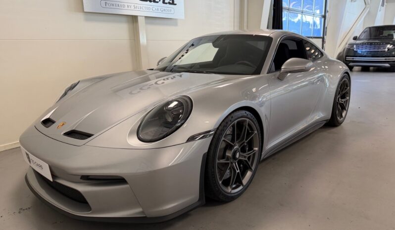 Porsche 911 992 GT3 Touring full