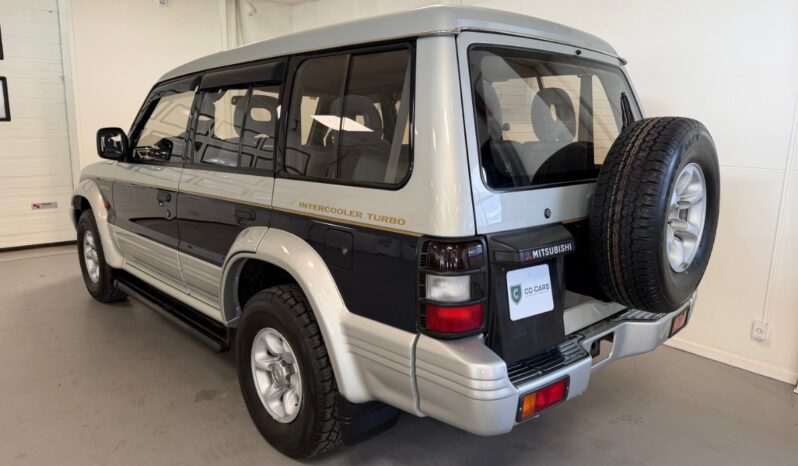 Mitsubishi Pajero Montero V6 full