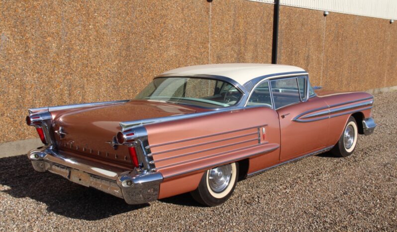 Oldsmobile Delta 88 Cupe full