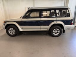 Mitsubishi Pajero Montero V6 full