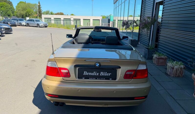BMW 3-serie E46 330 CI full