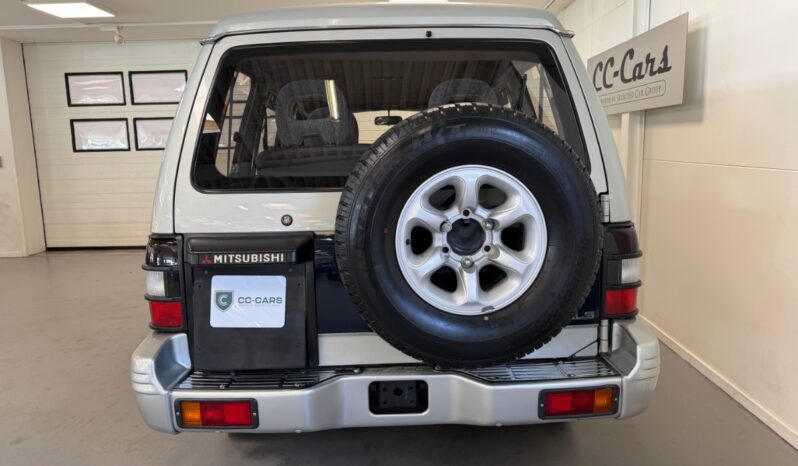 Mitsubishi Pajero Montero V6 full
