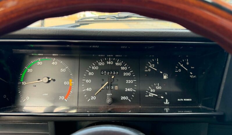 Alfa Romeo 75 Twin Spark full