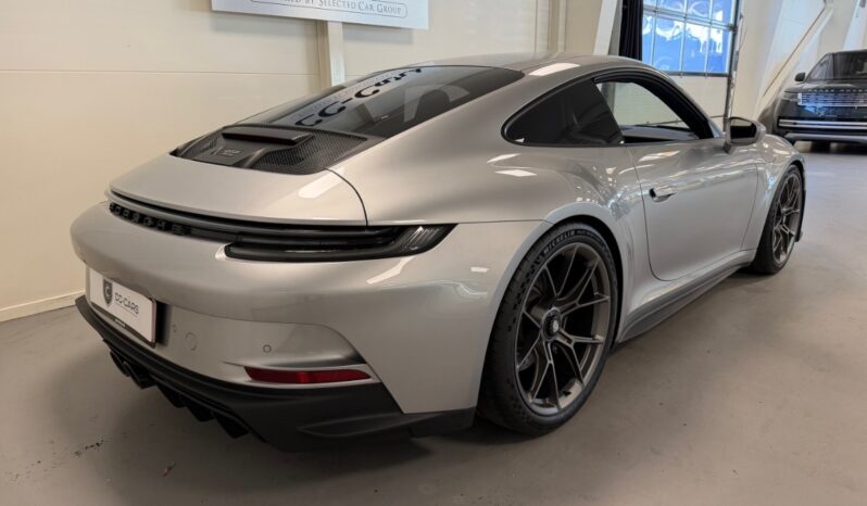 Porsche 911 992 GT3 Touring full