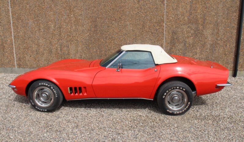 Chevrolet Corvette Cab full