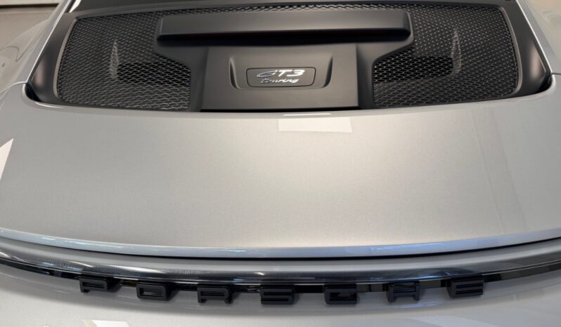 Porsche 911 992 GT3 Touring full