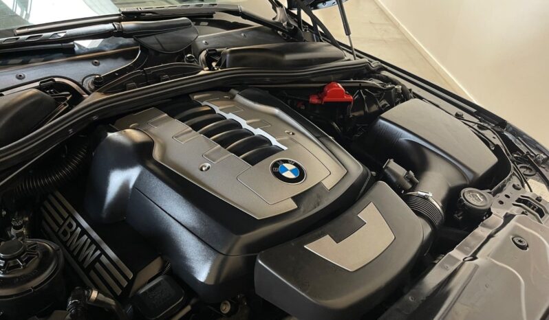 BMW 5-serie E60 550i 4,8 M-Sport Steptr. 4d full