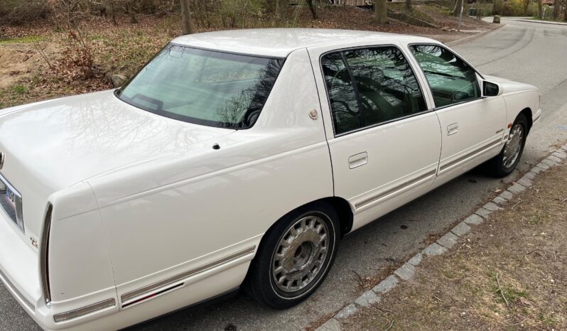 Cadillac DeVille Northstar V8 full