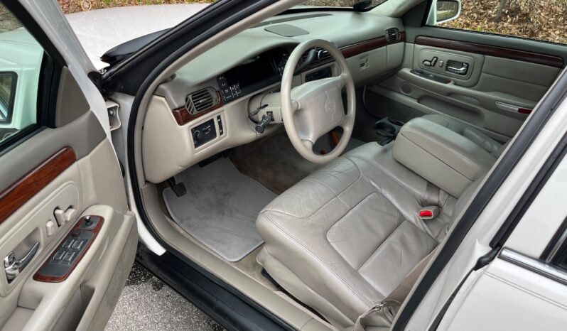 Cadillac DeVille Northstar V8 full
