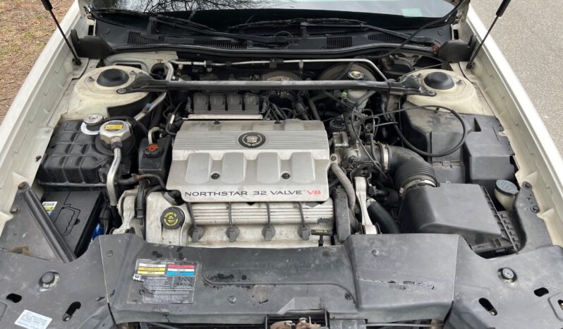 Cadillac DeVille Northstar V8 full