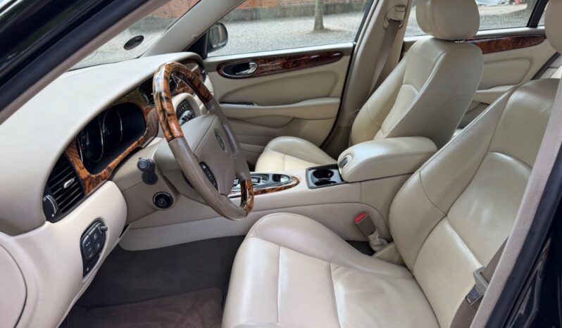 Jaguar XJR 4.2 Kompressor (model gen X350) full