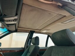 Mercedes-Benz S-Klasse (W140) 500 SE full